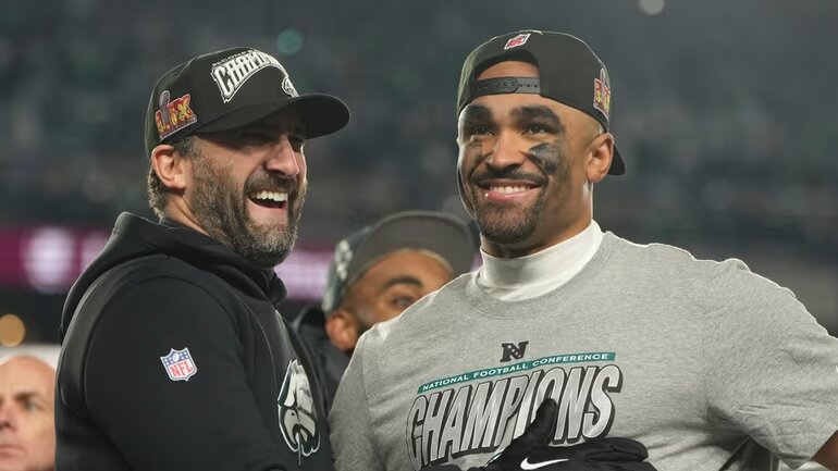 Great News: Jalen Hurts smiles as Eagles reaches $48 million agreement with a very important piece of the offense
