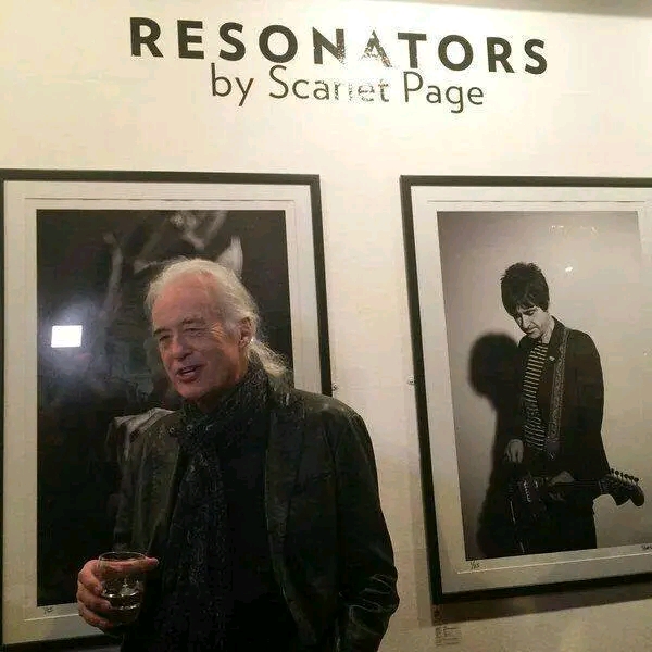 Jimmy Page made a rare public appearance at his daughter Scarlet Page’s photo exhibition, showing his enduring support and pride for her artistic accomplishments