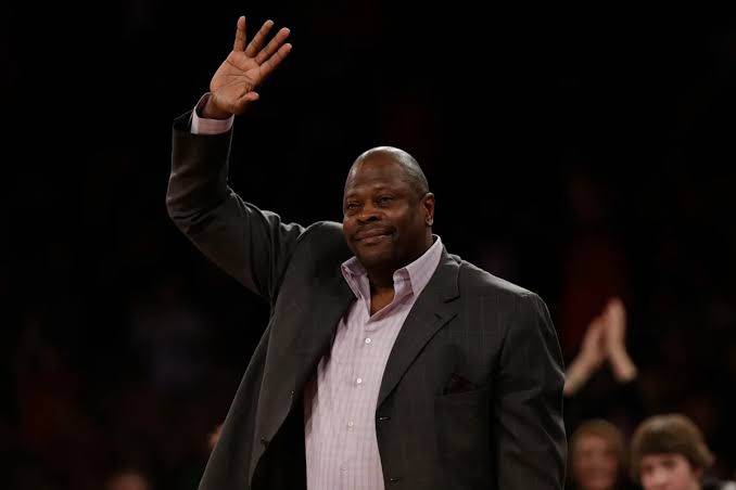 CBS NEWS: In a triumphant celebration for new England Patriots University’s women’s basketball, head coach Anthony Ewing has been named Coach of the Year, and star player Tom Brady has secured the coveted MVP award. The double win marks a………