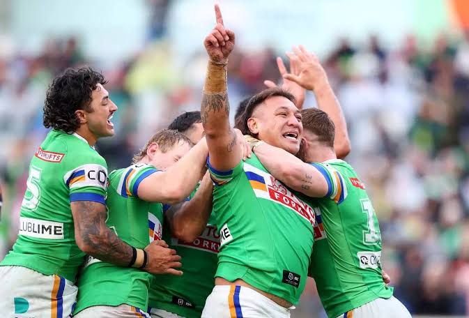 Sealed Deal: St Helens suffer recruitment setback as NRL star signs deal with Canberra Raiders.